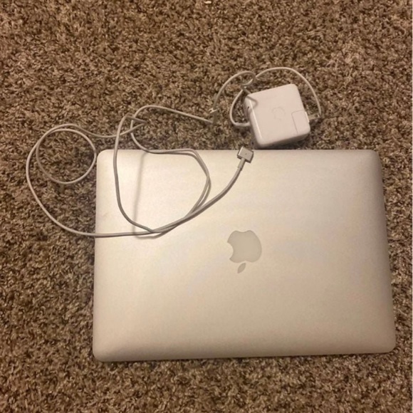 2017 Apple MacBook Air - Silver